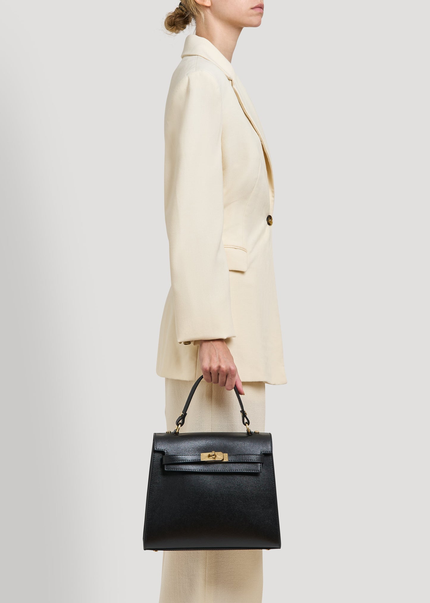 Borsa Zaira in Vera pelle Saffiano Nera