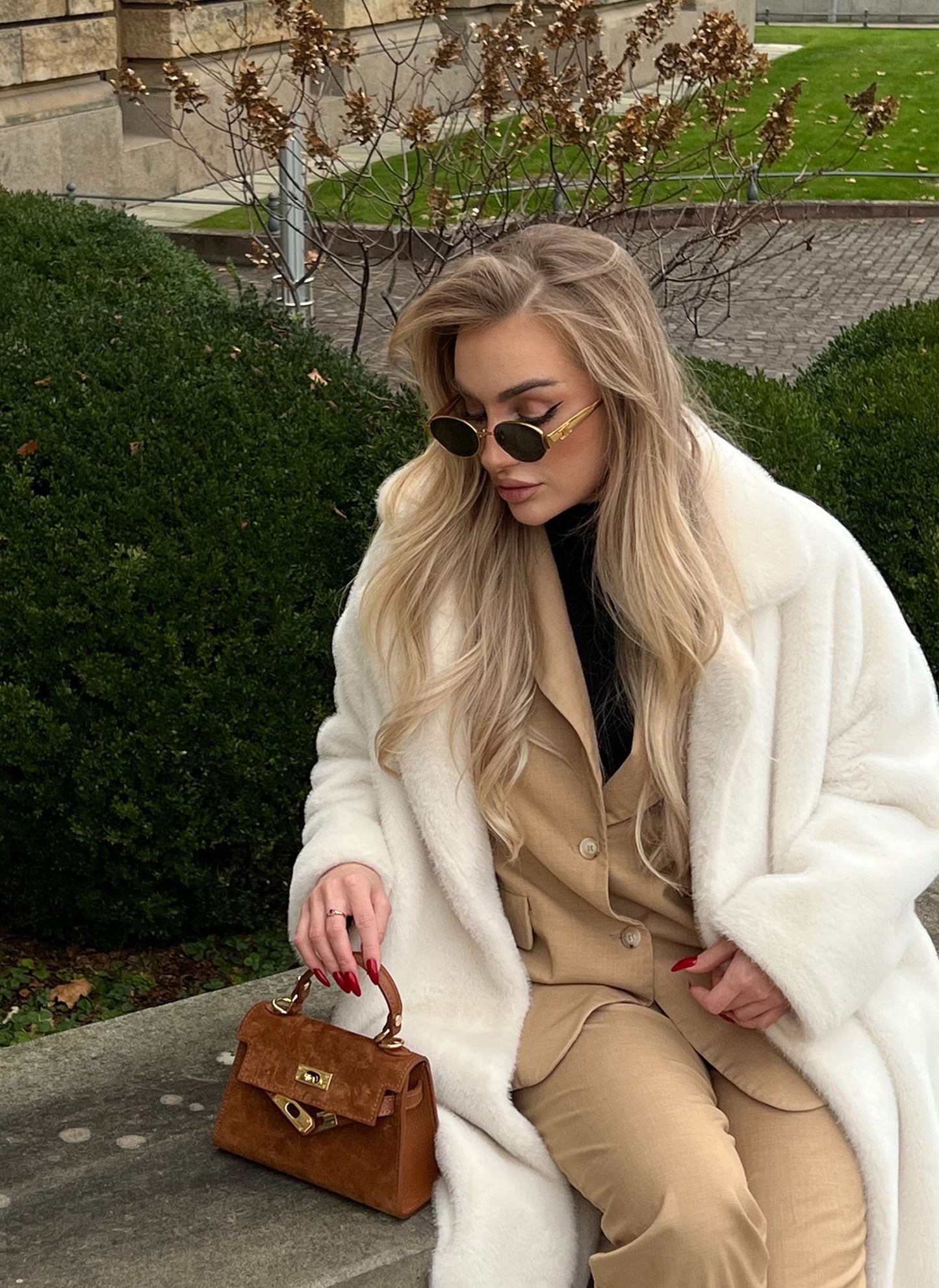 Borsa Victoria in Camoscio e Pelle Cuoio